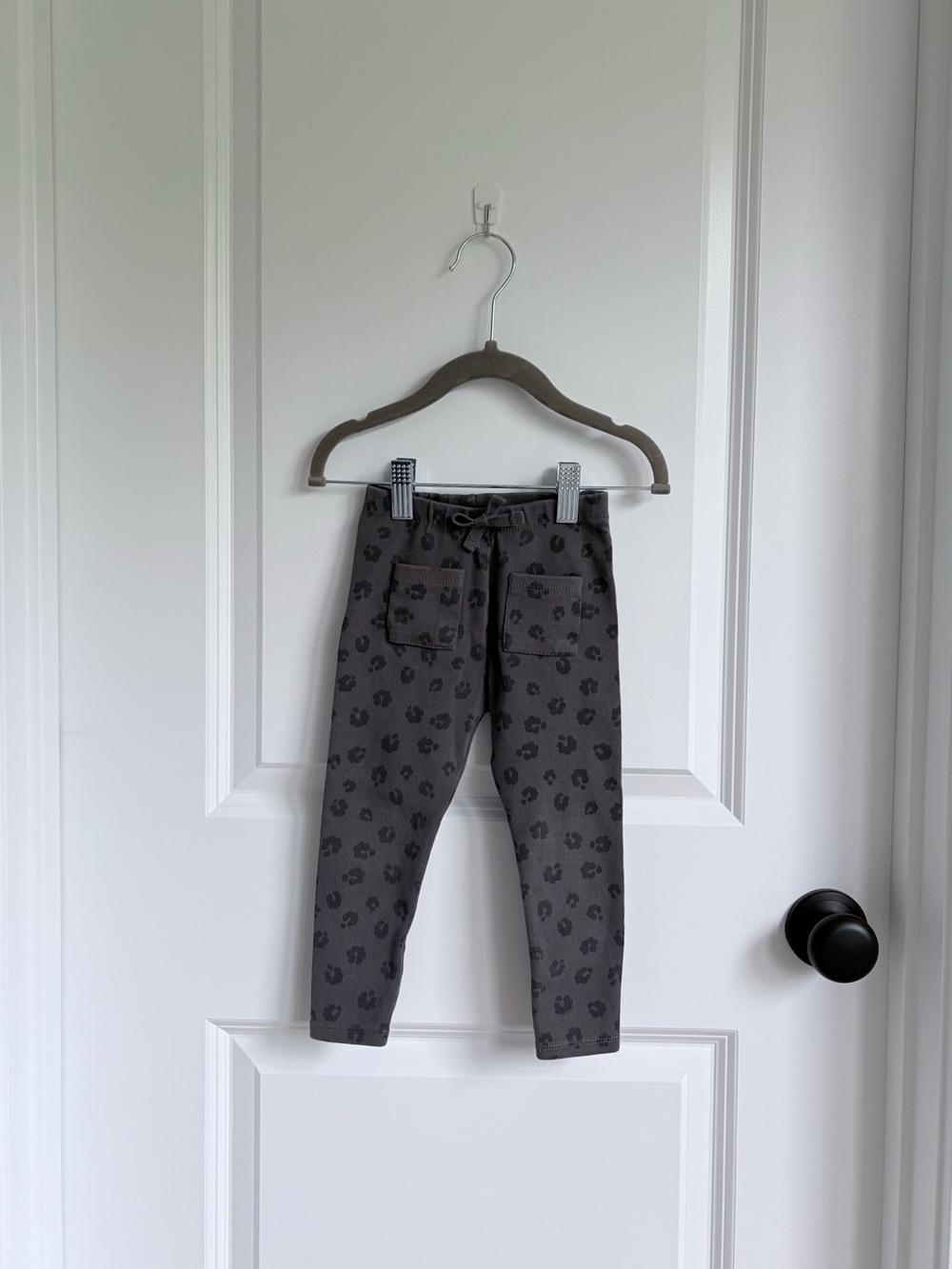 Zara Girls Animal Print Charcoal Leggings with Pockets